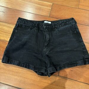 Cuffed Black Shorts